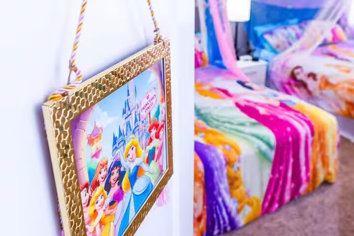 bfd93fd4-95fd-4e3d-b2b2-f4224e7268e2